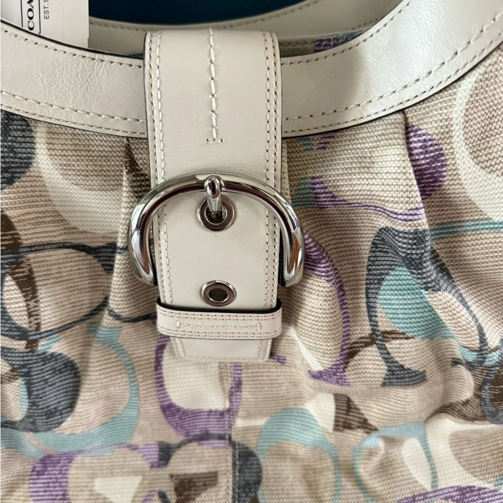 Coach Cream and Tan Shoulder Bag with Signature Pattern - Picture 3 of 11